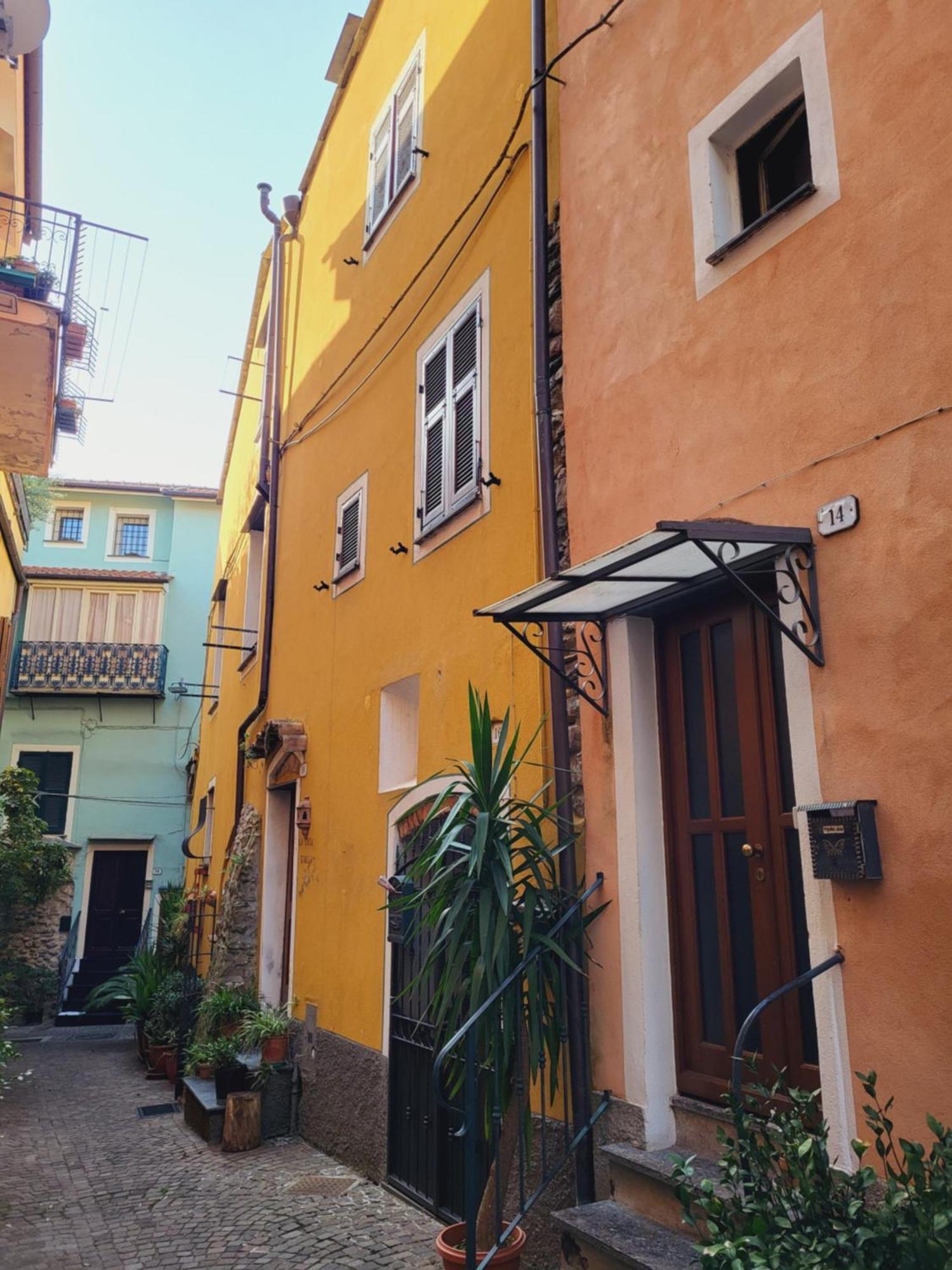Salvia E Rosmarino - Affittacamere In Liguria ヴィッラノーヴァ・ダルベンガ エクステリア 写真
