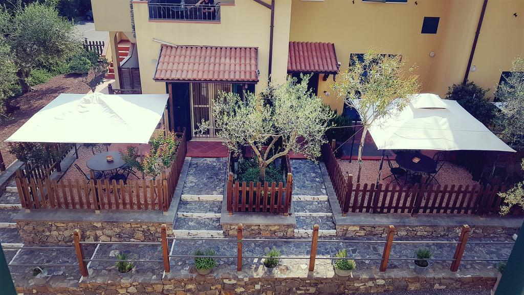 Salvia E Rosmarino - Affittacamere In Liguria ヴィッラノーヴァ・ダルベンガ エクステリア 写真